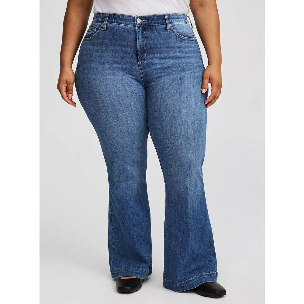 Torrid Sky High Flare High-Rise Jean NWT 20S